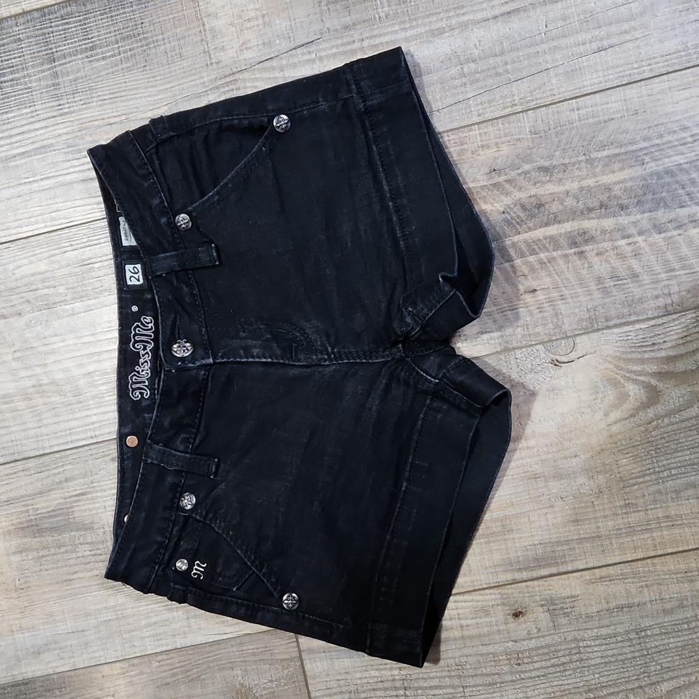Black Miss Me Short